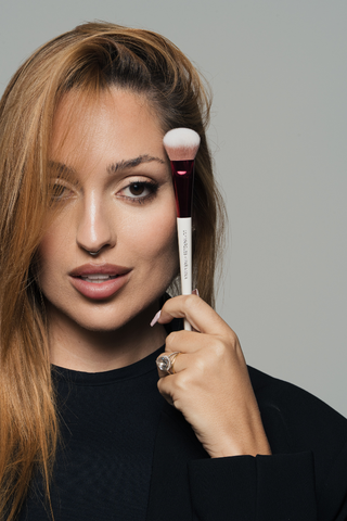 ALL PURPOSE CREAM BRUSH - Guitly Beauty x ÈME Beauty