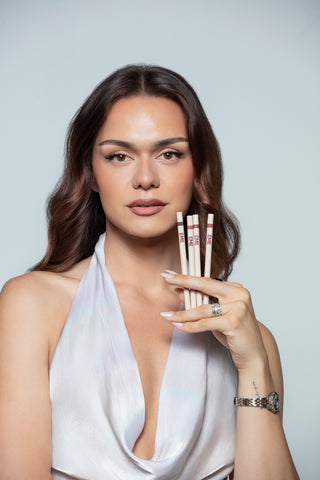 THE ESSENTIAL LIP LINERS