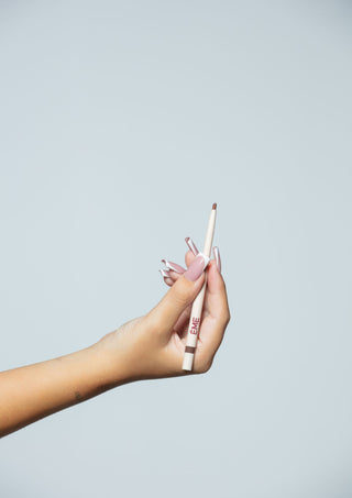 ESPRESSO BABE LIP LINER